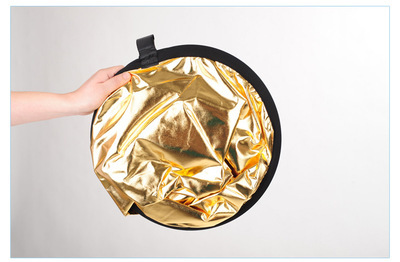 探索專業攝影的得力助手 金銀雙面攝影反光板